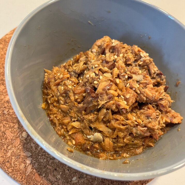 ご飯のお供に!めっちゃ簡単!サバ缶ふりかけ